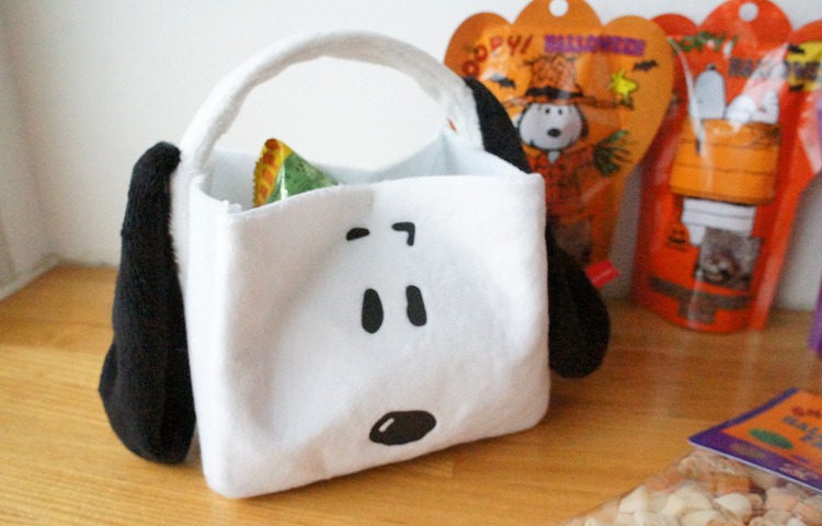 ハロウィンのお菓子に注目 Column Snoopy Co Jp 日本のスヌーピー公式サイト