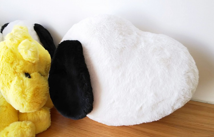 なでなでむぎゅっ♪ | COLUMN | SNOOPY.co.jp：日本のスヌーピー
