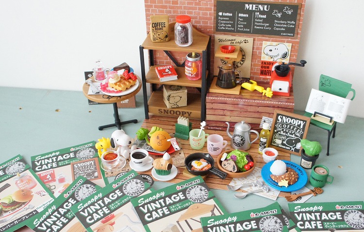 小さなカフェで Column Snoopy Co Jp 日本のスヌーピー公式サイト