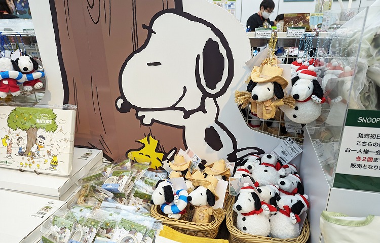 スヌーピー　SNOOPY　ぬいぐるみ　マスコット　ポーチ　保冷バッグ　まとめ売り